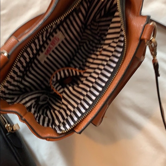 Tan satchel bag - Picture 3 of 5